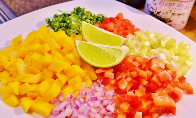 ingrédients salsa de mangue (1024x618)