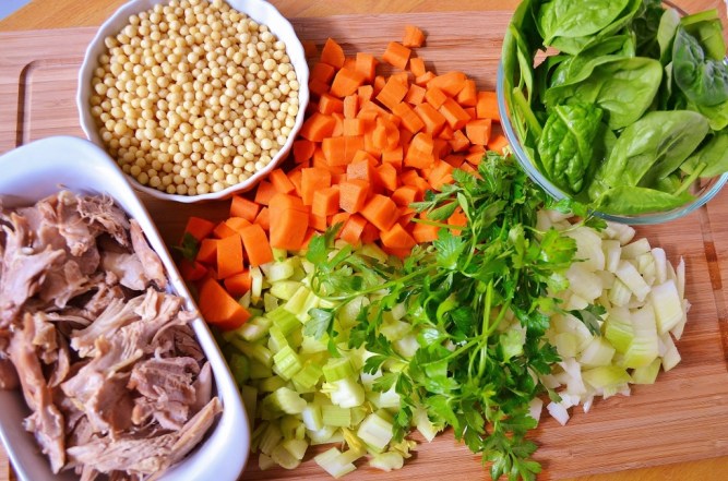 ingrédients-soupe de dinde et couscous de Jérusalem