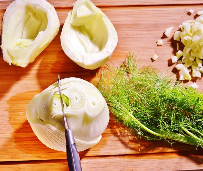Fenouil farci à l'italienne - préparation des bulbes