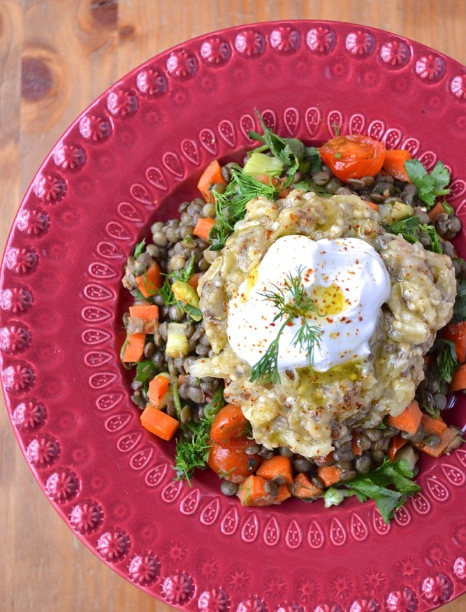 Lentilles et purée d'aubergine grillée - lentils with broiled eggplants - www.catherinecuisine.com