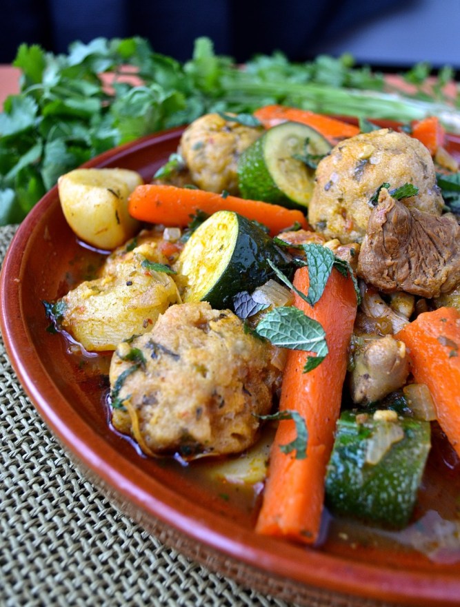 Boulettes de semoule berbères parfumées à la menthe (lasbannes)